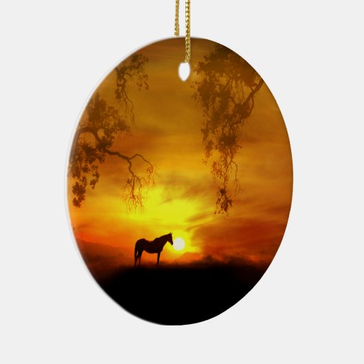 Ornament van mooie paarden en zonnepannen (Rechts)