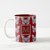Ornate Butterflies Burgundy Pattern Monogram Tweekleurige Koffiemok (Links)