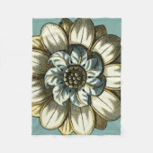 Ornate Floral Medallion on Light Blue Background Fleece Deken (Voorkant)