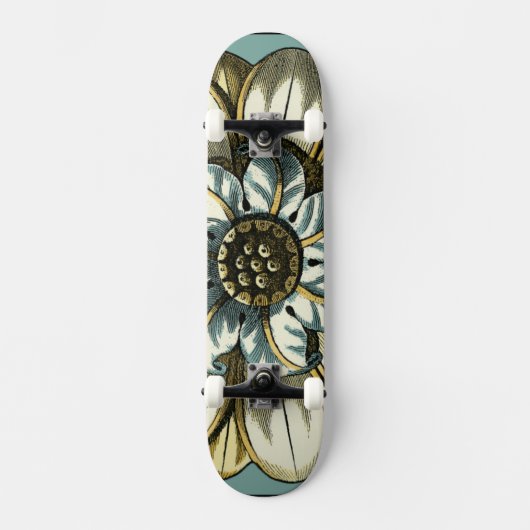 Ornate Floral Medallion on Light Blue Background Persoonlijk Skateboard (Voorkant)