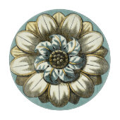 Ornate Floral Medallion on Light Blue Background Snijplank (Voorkant)