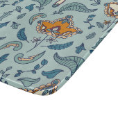 Ornate floral pattern on a pale blue background snijplank (Hoek)