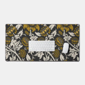 Ornate floral pattern with large gold flowers  bureaumat (Keyboard & Muis)