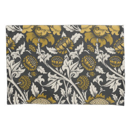 Ornate floral pattern with large gold flowers  kussensloop