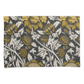 Ornate floral pattern with large gold flowers  kussensloop (Voorkant-Rechts)