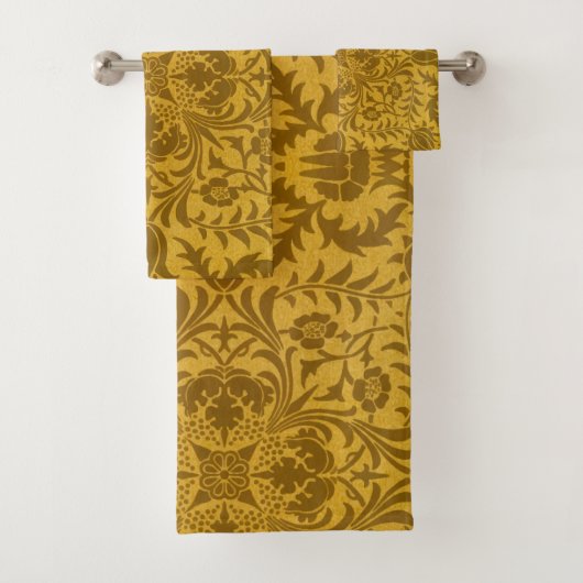 Ornate gold floral pattern with symmetrical bad handdoek (Insitu)
