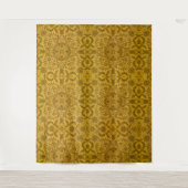 Ornate gold floral pattern with symmetrical wandkleed (Voorkant)