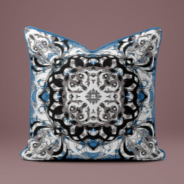 Ornate Mandala Decorative Pillow in Delft Blue Kussen