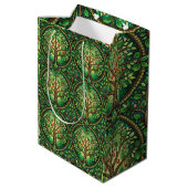 Ornate shopping bag featuring a repeating pattern medium cadeauzakje (Achterkant Gekanteld)