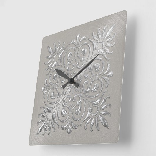 Ornate Silver Embossed Look Vierkante Klok (Hoek)