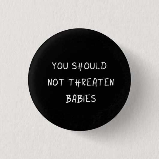 Orphan Black badge / Button - Helena quote (Voorkant)