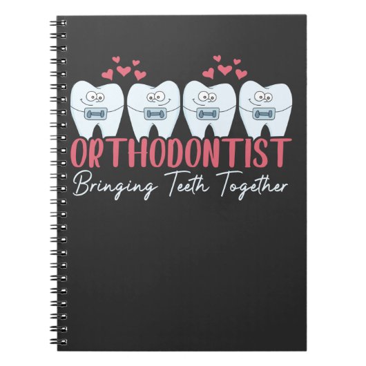Orthodontist brengt Teeth Together Cute Braces Notitieboek (Voorkant)