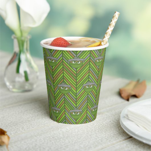 Oscar the Grouch | 80's Throwback Pattern Papieren Bekers (Insitu)