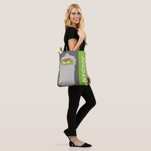 Oscar the Grouch & z'n vuilnisbak | Jouw namen toe Tote Bag (Op model)
