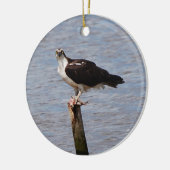 Osprey met visversiering keramisch ornament (Links)