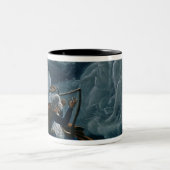 Ossian gooit de gedistilleerde drank omhoog tweekleurige koffiemok (Center)