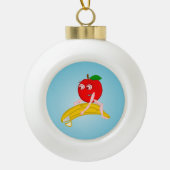 Osteopaat Fruit Grappige Apple Rechttrekken van ee Keramische Bal Ornament (Voorkant)