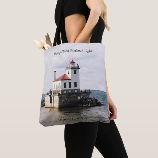 Oswego West Pierhead Light over de canvas tas (Dichtbij)
