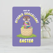 Otter Easter Eggcellent Cartoon otter Easter Egg Feestdagenkaart (Staand voorkant)