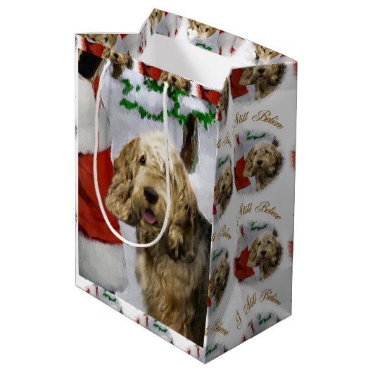 Otterhound Kerstmis Medium Cadeauzakje (Achterkant Gekanteld)