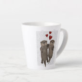 Otters Holding Hands Latte Mok (Rechterhoek)