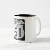 Oud 61-teken tweekleurige koffiemok (Voorkant rechts)