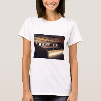 Oud Antiek pianoketoestel T-shirt