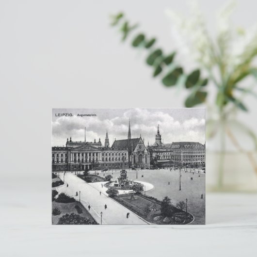 Oud Briefkaart - Augustusplatz, Leipzig (Staand voorkant)
