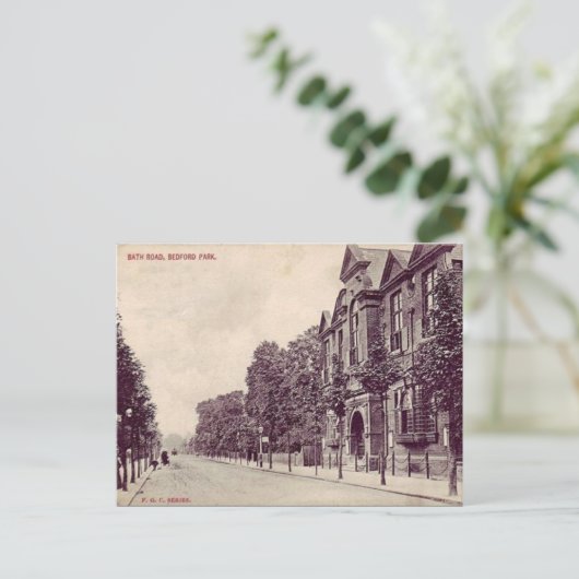 Oud Briefkaart - Bedford Park, Chiswick (Staand voorkant)