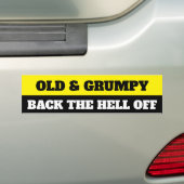 OUD EN GROOT, TERUG DE HULP UIT BUMPERSTICKER (Op auto)