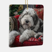 Oud Engels herdershond Kerstfeest Keramisch Ornament (Rechts)