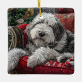 Oud Engels herdershond Kerstfeest Keramisch Ornament (Voorkant)