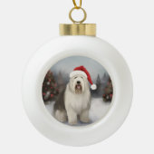Oud Engels Sheepdog in Sneeuw Kerstmis Keramische Bal Ornament (Voorkant)