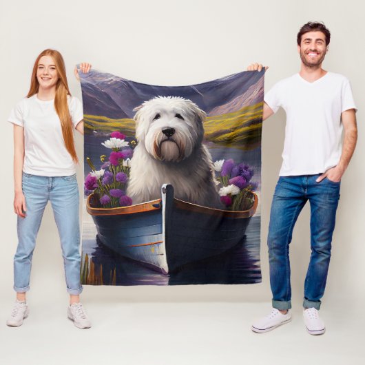 Oud Engels Sheepdog op Paddle: een Schilderachtig  Fleece Deken (In situ)