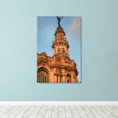 Oud gebouw Spire, Havana, Cuba Canvas Afdruk (Insitu (Houten vloer))