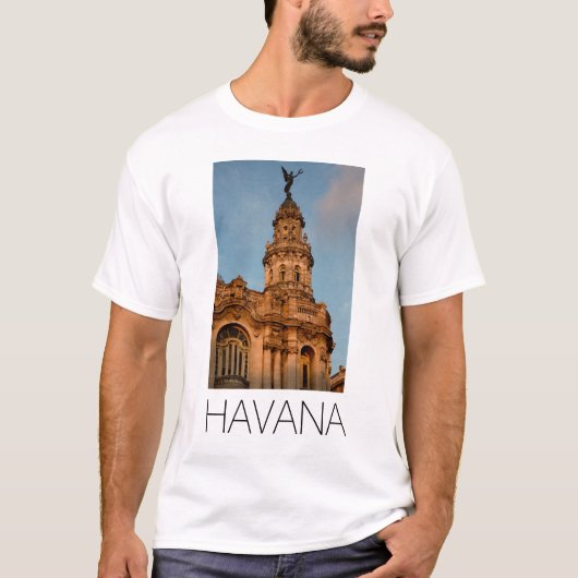 Oud gebouw Spire, Havana, Cuba T-shirt (Voorkant)