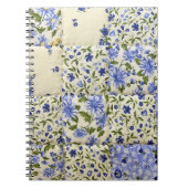 Oud-gefaseerd blauw Floral Quilt Pattern Notitieboek (Voorkant)