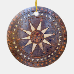 oud grieks symbool van hout etnisch zonnetodig mot keramisch ornament