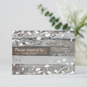 Oud hout RSVP met envelop-wit Kaartje (Staand voorkant)