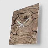 Oud hout,  vierkante klok (Hoek)