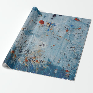 Oud ijzeroppervlak met een blauwe vlek, kromp hem. cadeaupapier