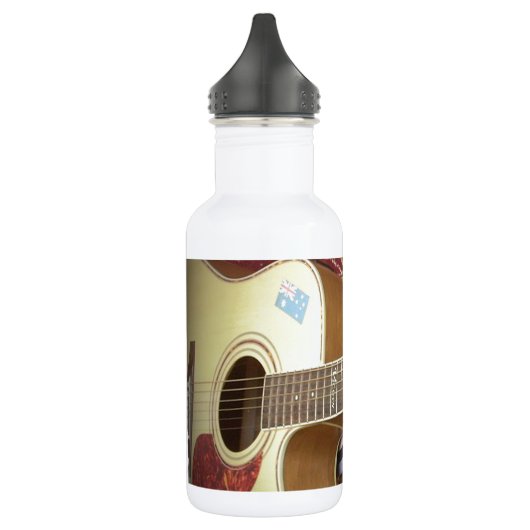 Oud is gouden Hakuna Matata. Waterfles (Links)