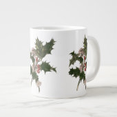 Oud Kerstmis, groene hulstplant met bessen Grote Koffiekop (Voorkant rechts)