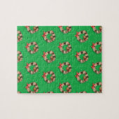 Oud kerstpatroon, bloemenslingers op groen legpuzzel (Horizontaal)