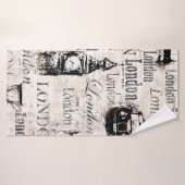  oud krantenartikel London grunge collage Badhanddoek (Badhanddoek)