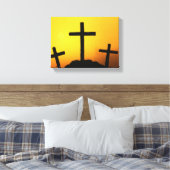 Oud kruiend kruis op Calvaria Hill op Sunset Canvas Afdruk (Insitu (Slaapkamer))