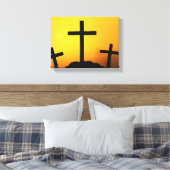 Oud kruiend kruis op Calvaria Hill op Sunset Canvas Afdruk (Insitu (Slaapkamer))