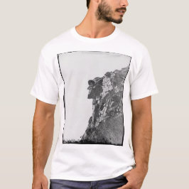 Oud Man in het Mountain T-shirt