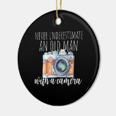 Oud Man met camera Keramisch Ornament (Links)