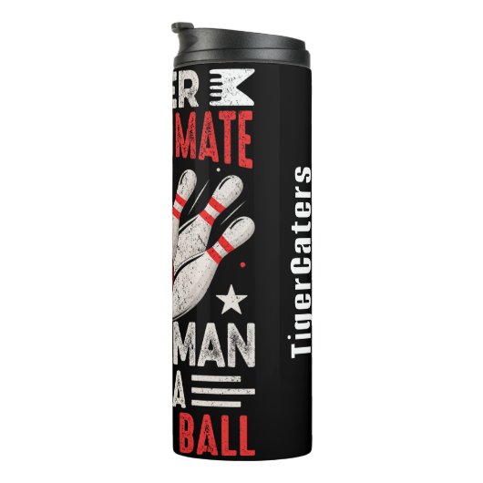 Oud Man met een bowlingbal Thermosbeker (Geroteerd rechts)